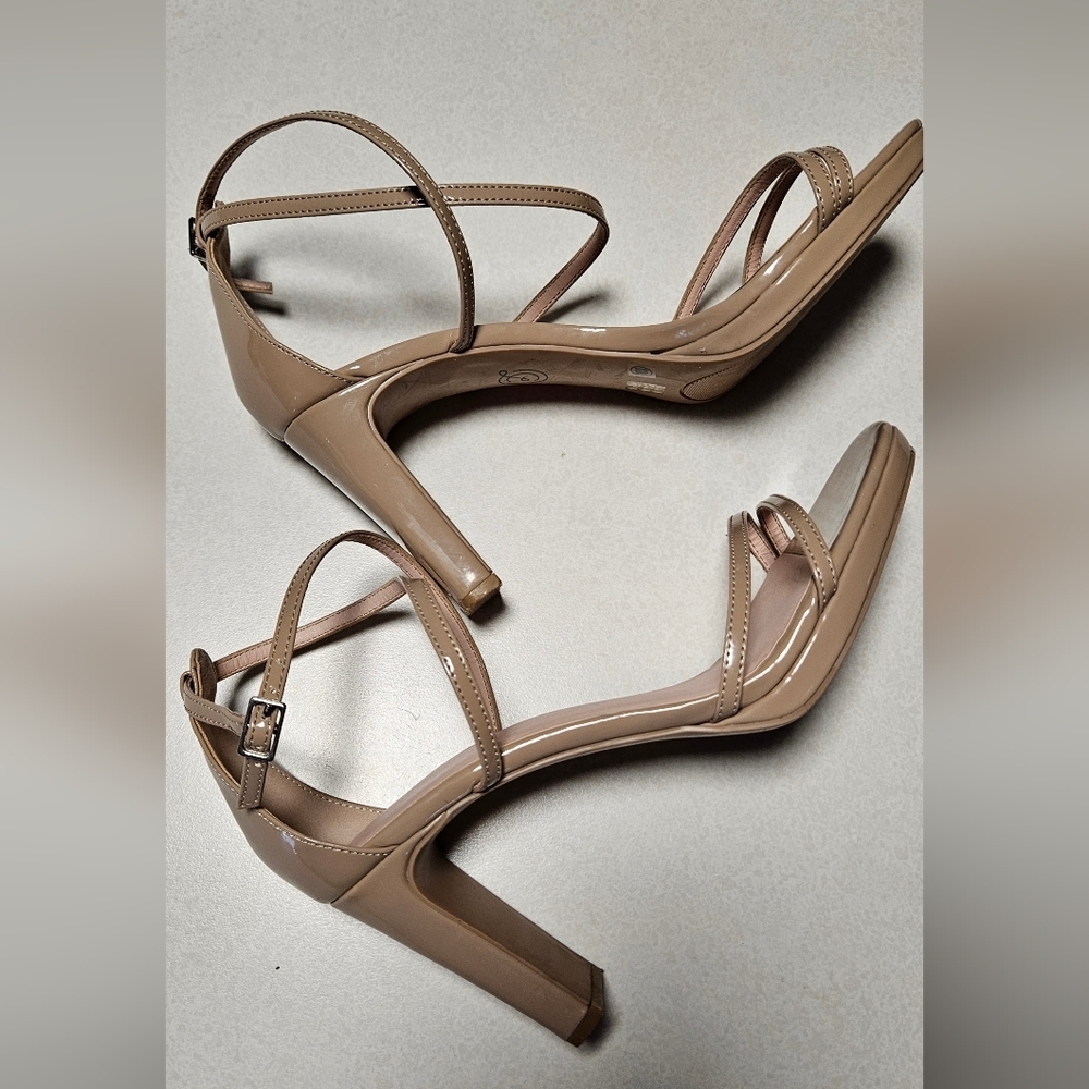 Chinese Laundry Nude Strappy Heels Size 10